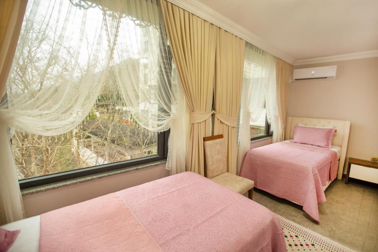 Macka Jolnar Garden Hotel מראה חיצוני תמונה